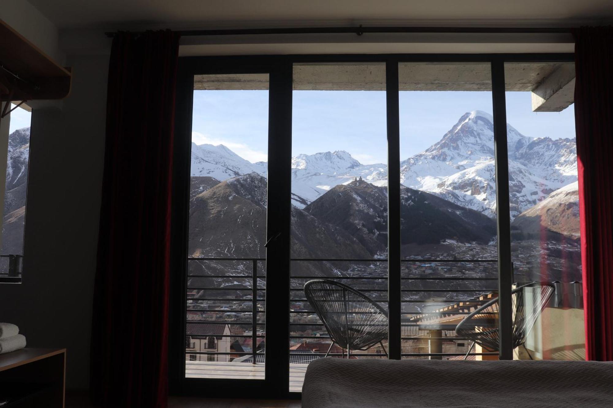 Rooftop Kazbegi Exterior photo
